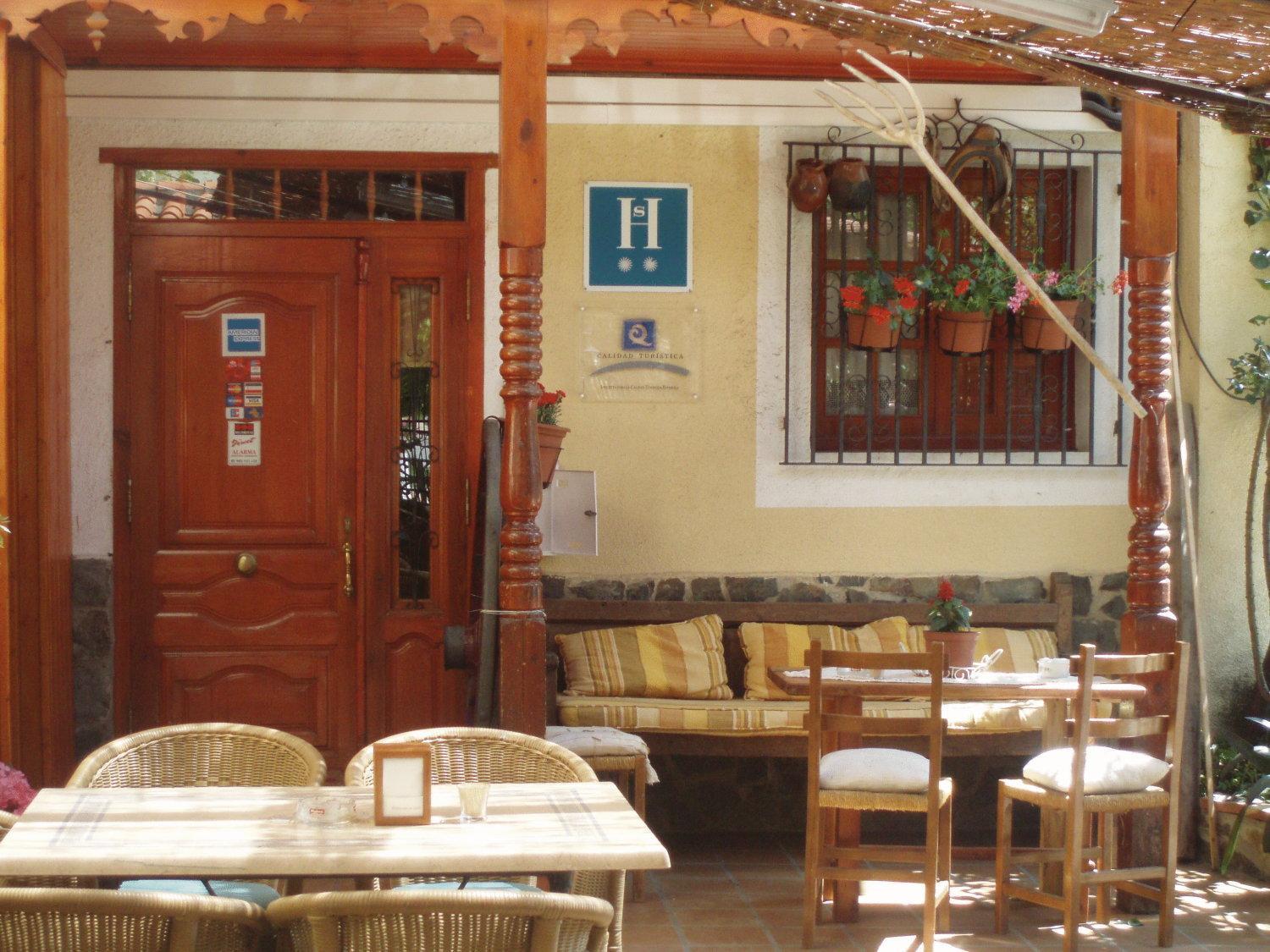 Hostal Restaurante La Muralla Canete  Εξωτερικό φωτογραφία