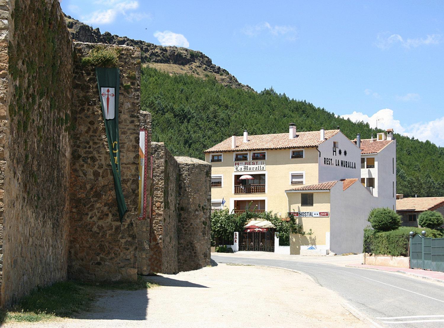 Hostal Restaurante La Muralla Canete  Εξωτερικό φωτογραφία