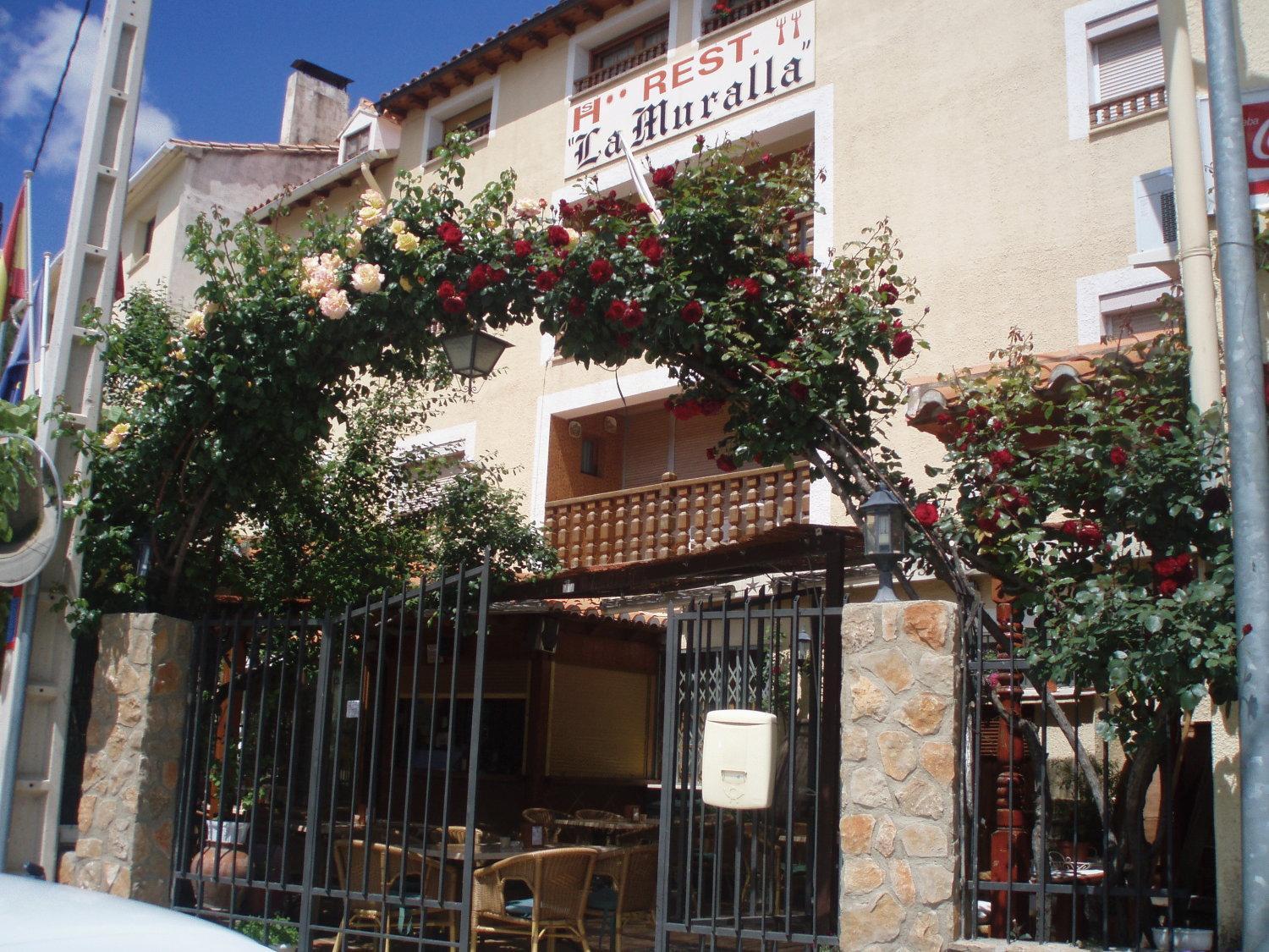 Hostal Restaurante La Muralla Canete  Εξωτερικό φωτογραφία